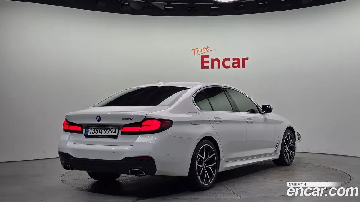 BMW 5-Series 2021 из KR, фото 4
