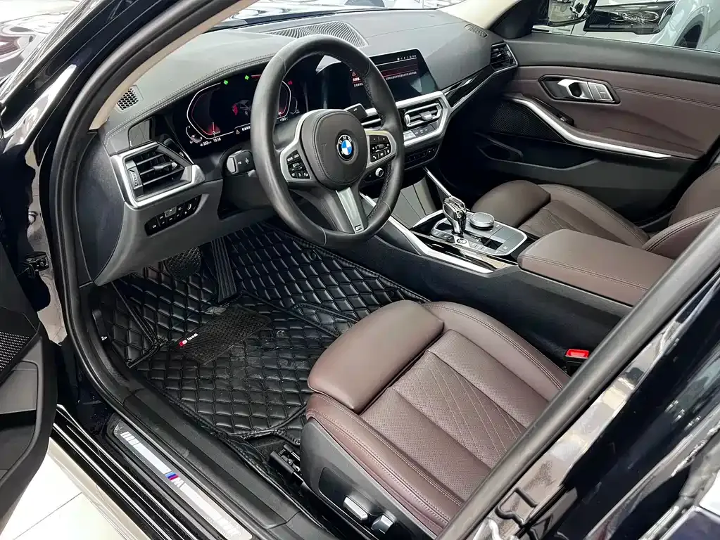 BMW 3 Series 2022 из CN, фото 7