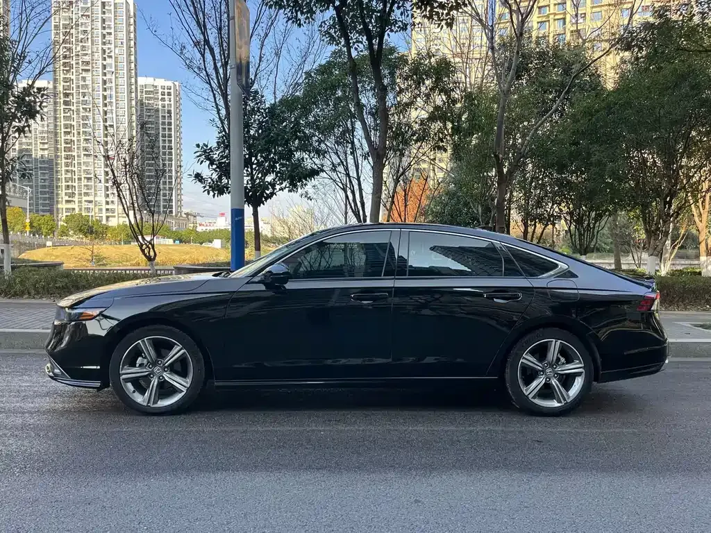 Honda Accord 2024 из CN, фото 6