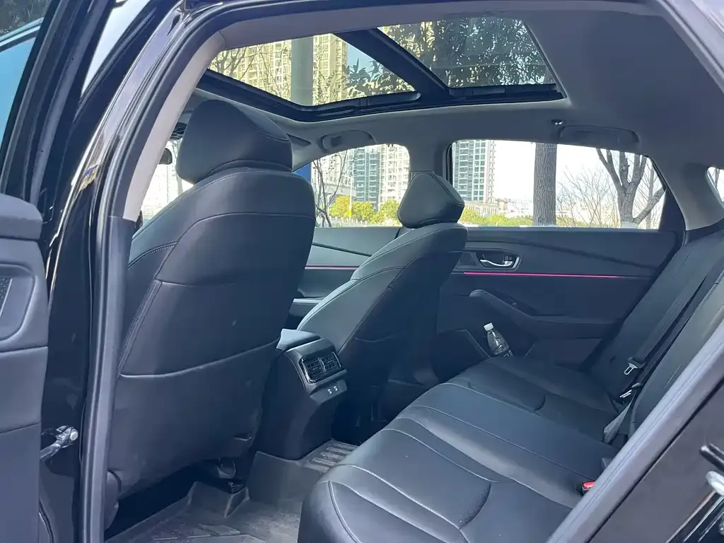 Honda Accord 2024 из CN, фото 5
