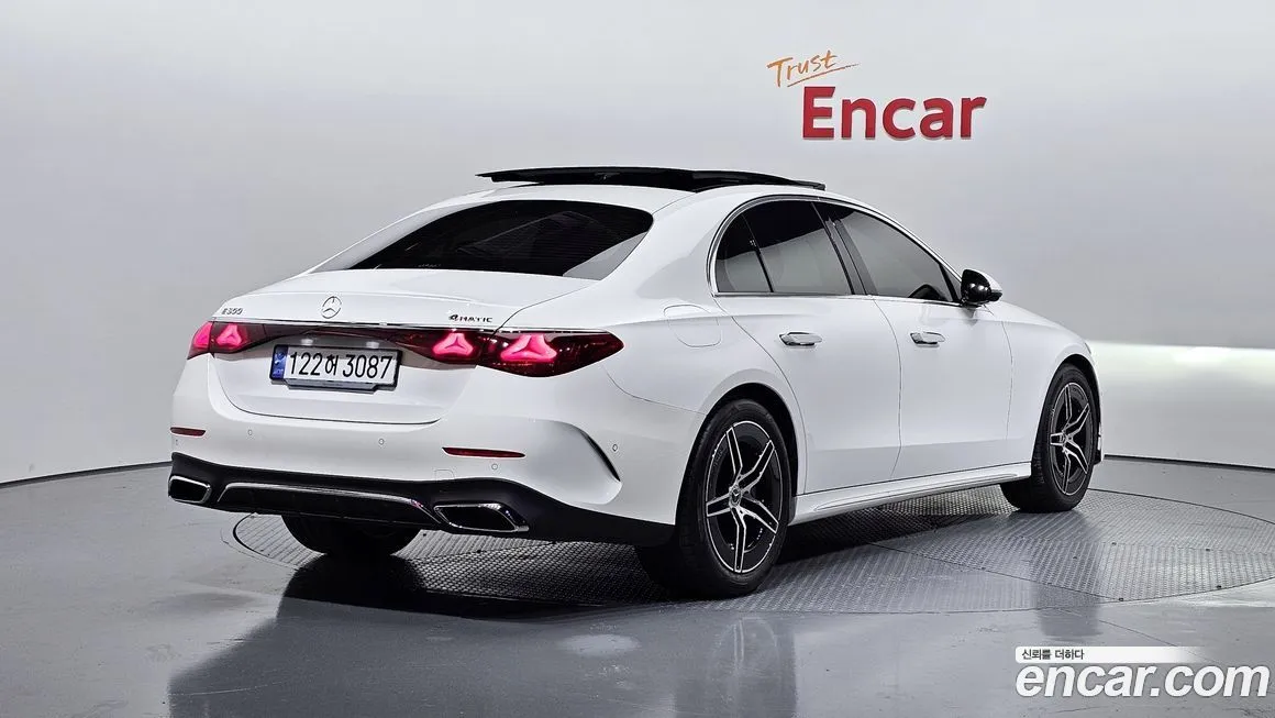 Mercedes-Benz E-Class 2024 из KR, фото 3