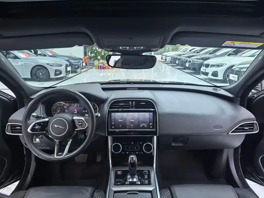 Jaguar XEL 2021 из CN, фото 8
