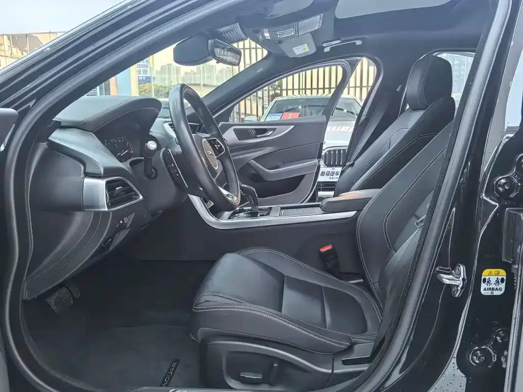 Jaguar XEL 2021 из CN, фото 4