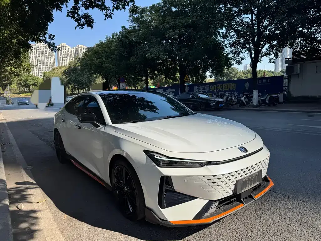 Changan UNI-V 2025 из CN, фото 1