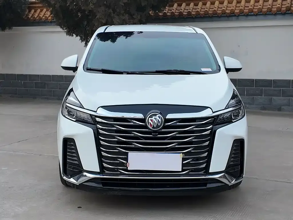 Buick GL8 2024 из CN, фото 2