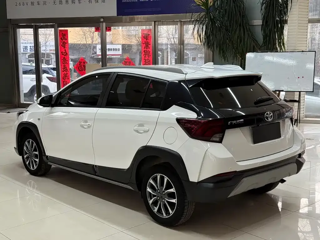 Toyota Yaris L 2021 из CN, фото 6