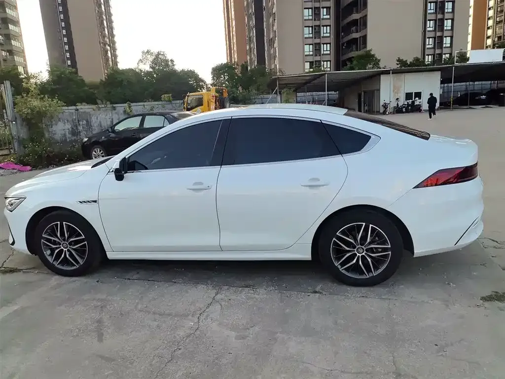 BYD Qin PLUS 2022 из CN, фото 5
