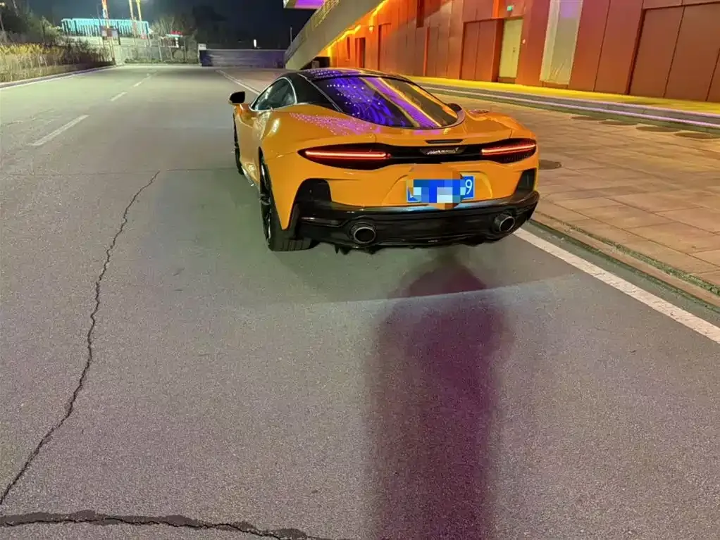 McLaren GT 2023 из CN, фото 8