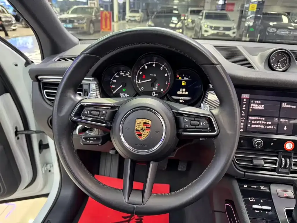 Porsche Macan 2023 из CN, фото 6