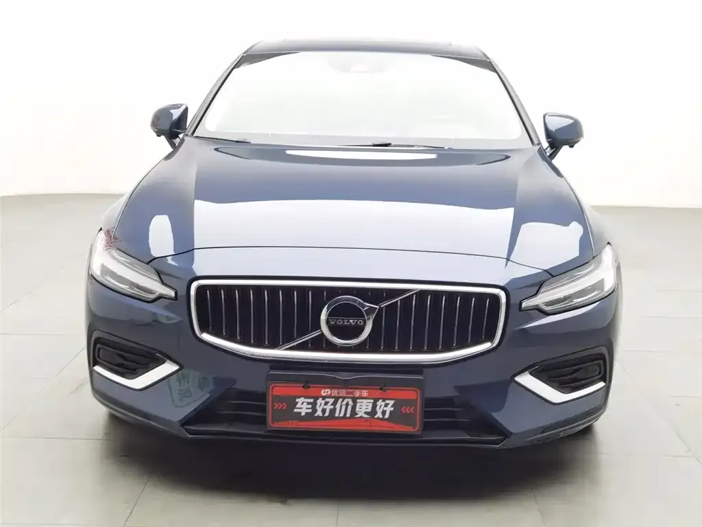 Volvo S60 2021 из CN, фото 6