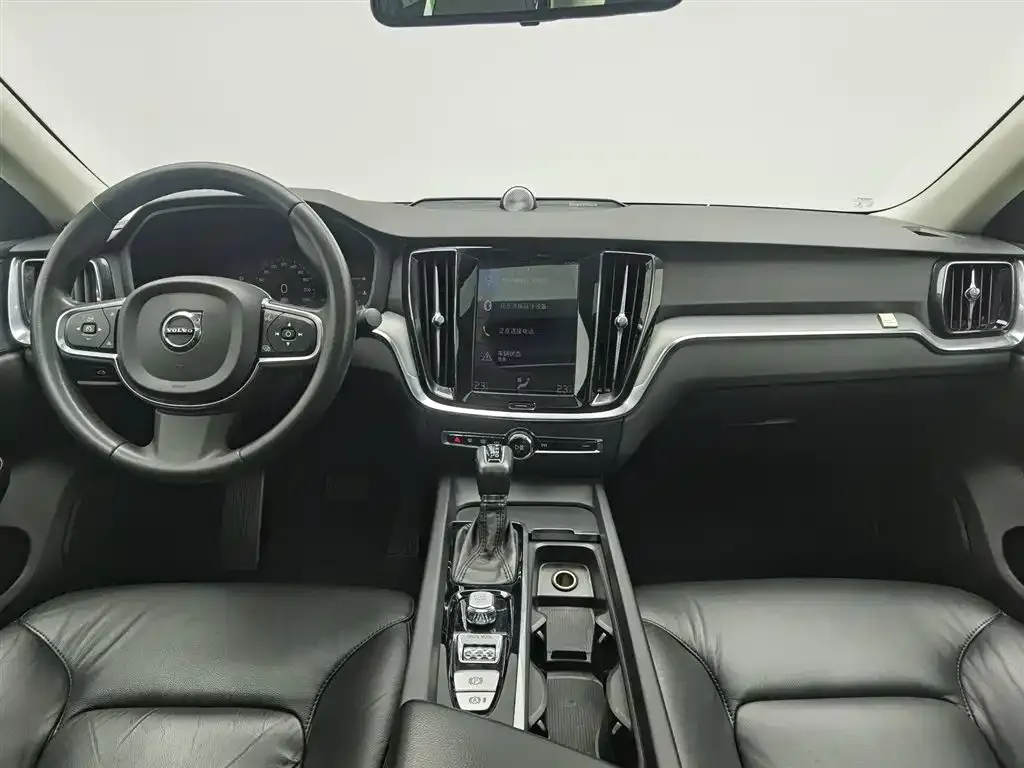Volvo S60 2021 из CN, фото 5