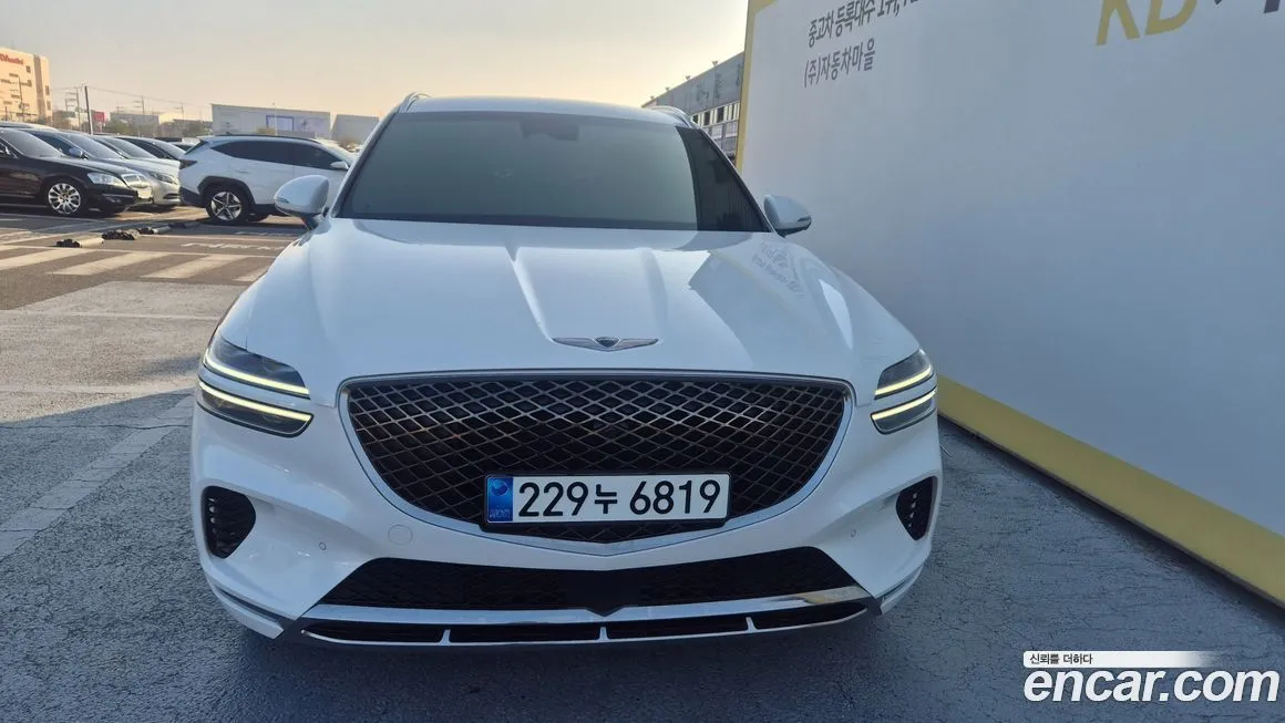 Genesis GV70 2024 из KR, фото 3