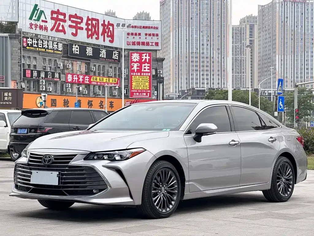 Toyota Avalon 2021 из CN, фото 1