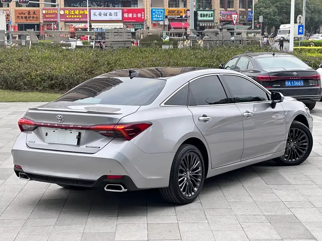 Toyota Avalon 2021 из CN, фото 4