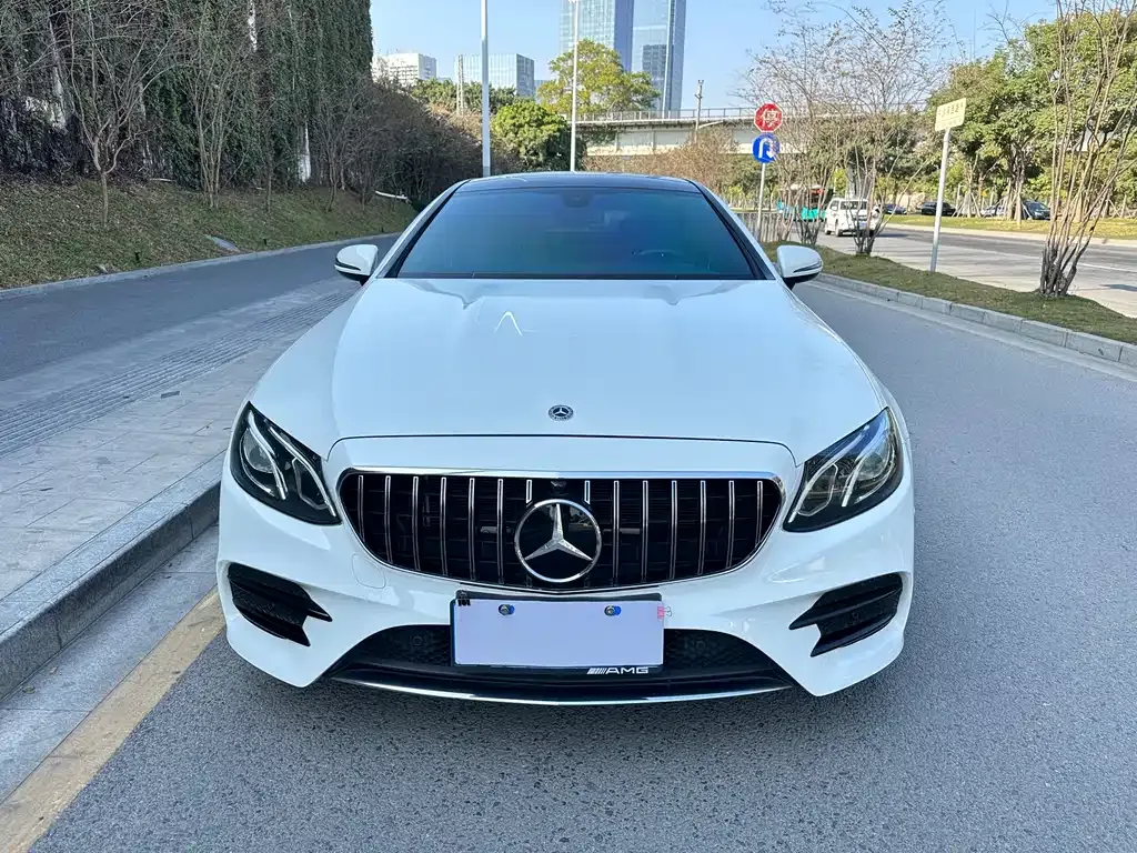 Mercedes-Benz E-Class (Import) 2021 из CN, фото 1