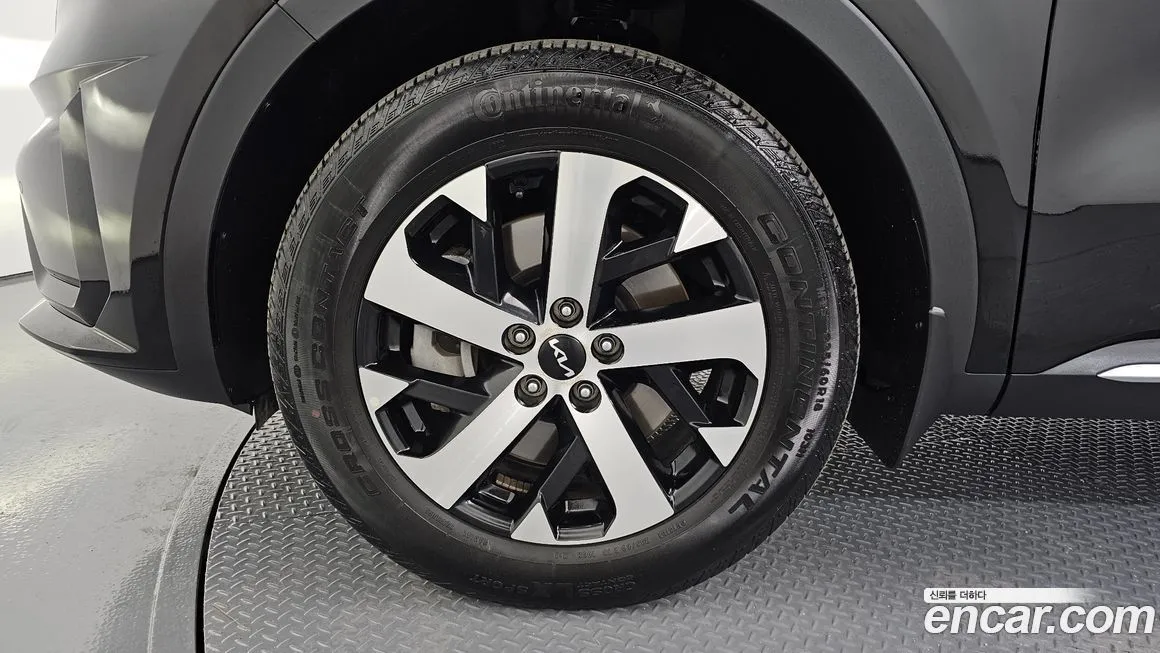 Kia Sorento — фото 5