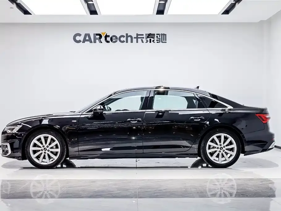 Audi A6L 2023 из CN, фото 4