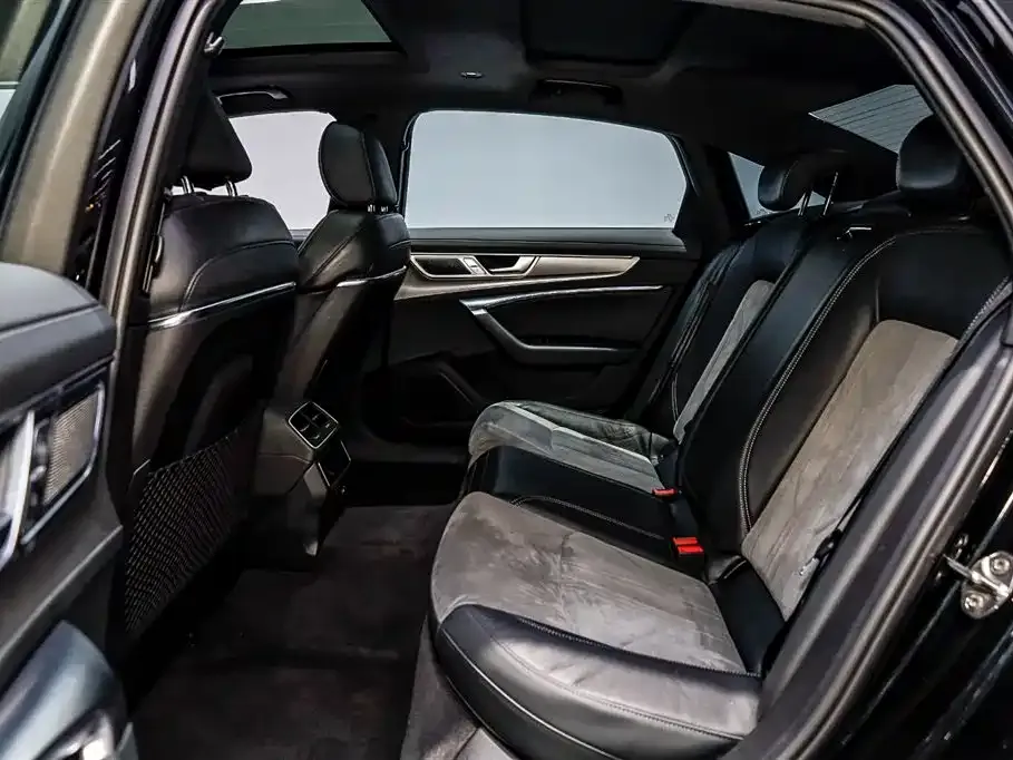 Audi A6L 2023 из CN, фото 7