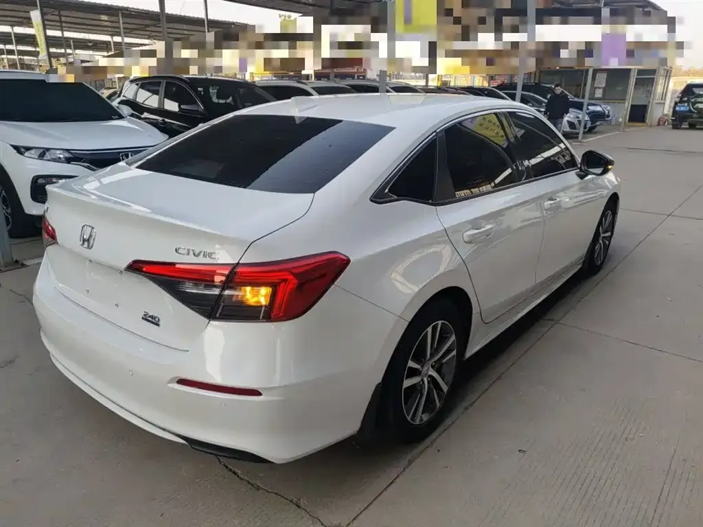 Honda Civic — фото 5