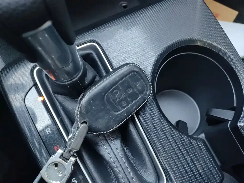 Honda Civic — фото 10