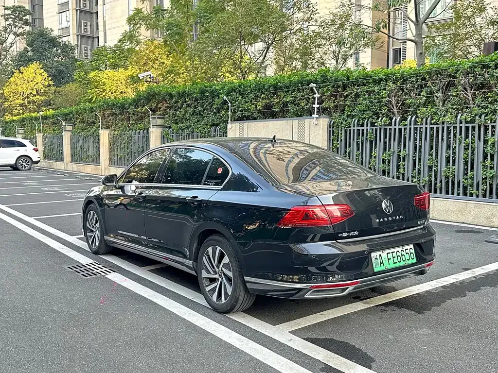 Volkswagen Magotan GTE PHEV 2023 из CN, фото 4