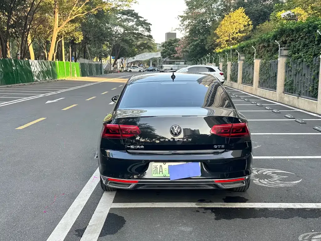 Volkswagen Magotan GTE PHEV 2023 из CN, фото 7