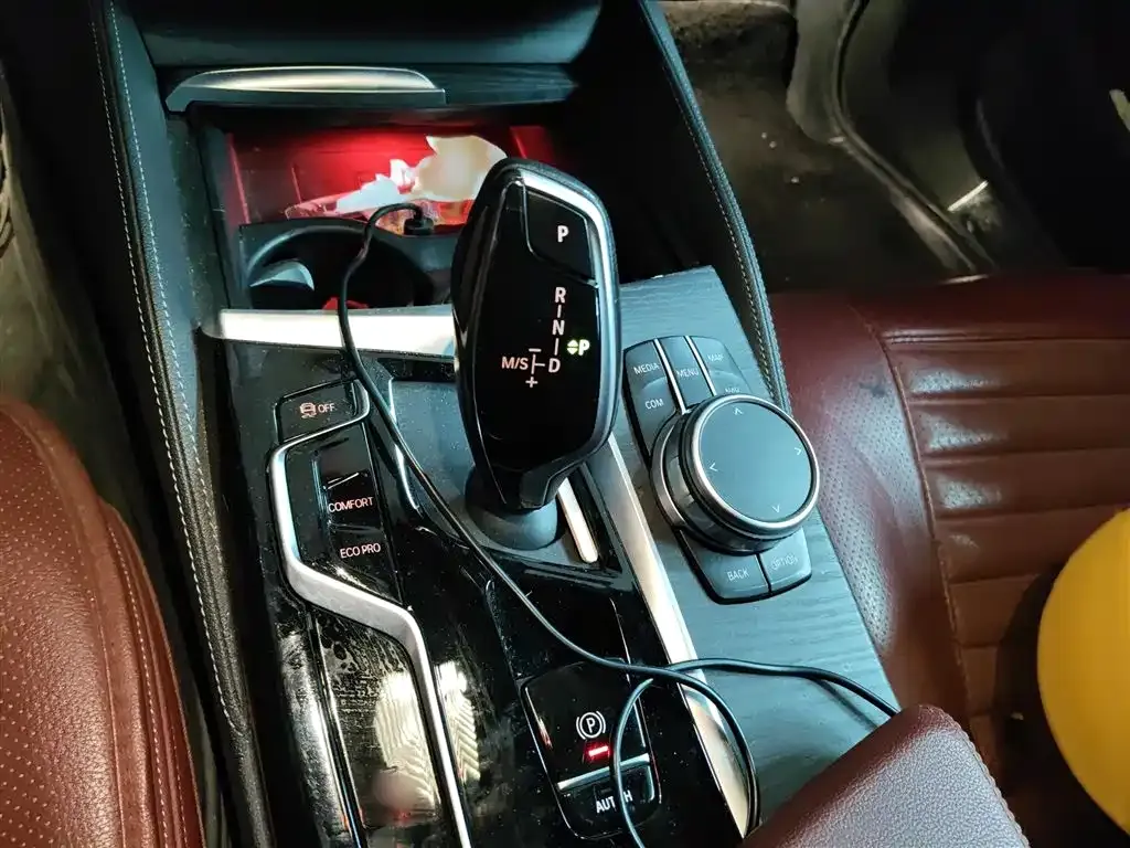 BMW 5 Series 2022 из CN, фото 5