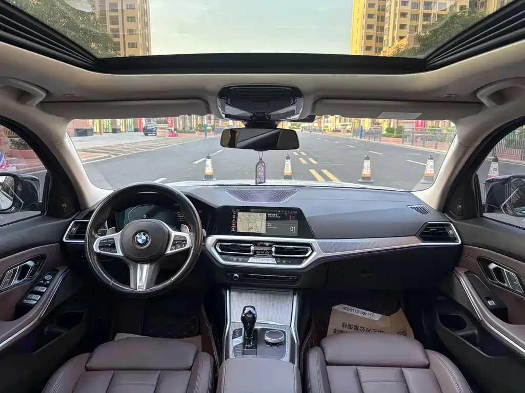 BMW 3 Series 2021 из CN, фото 6