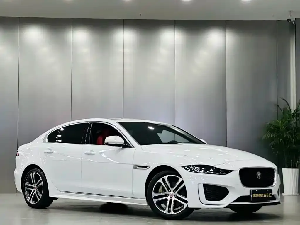 Jaguar XEL — фото 3