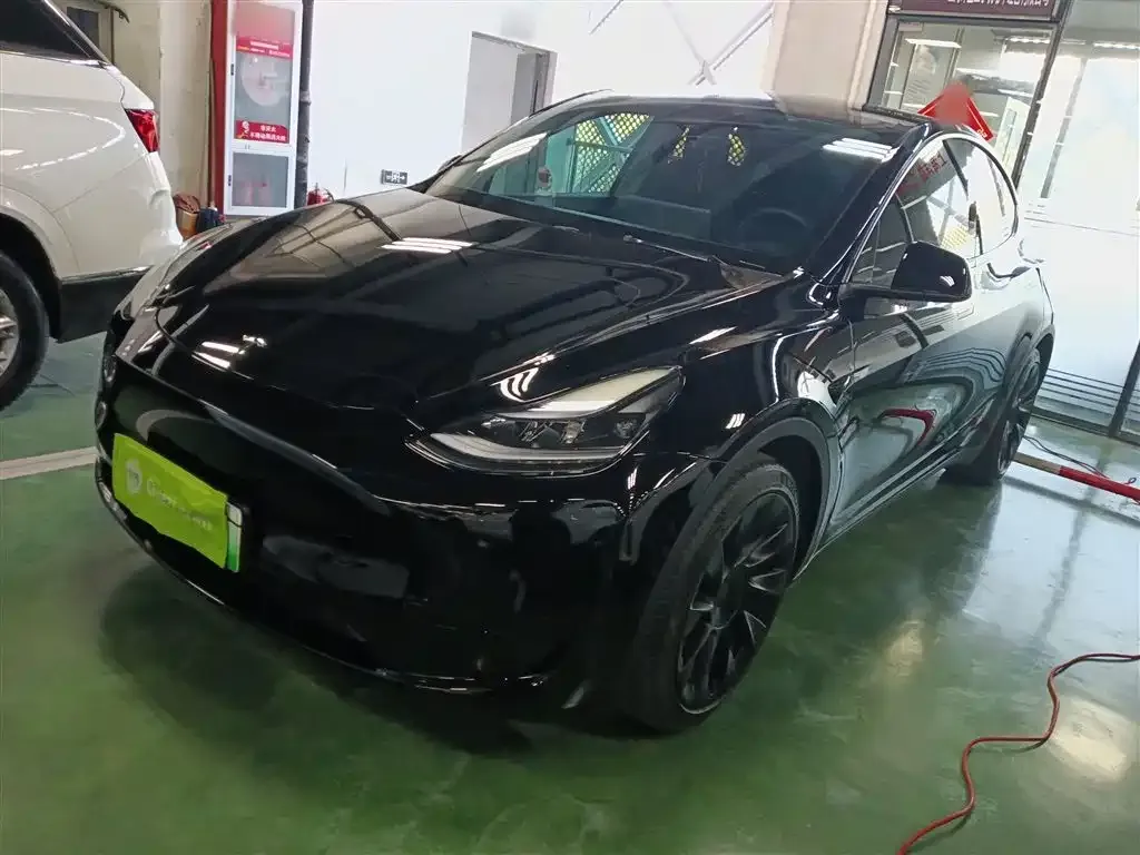 Tesla Model Y 2022 из CN, фото 2