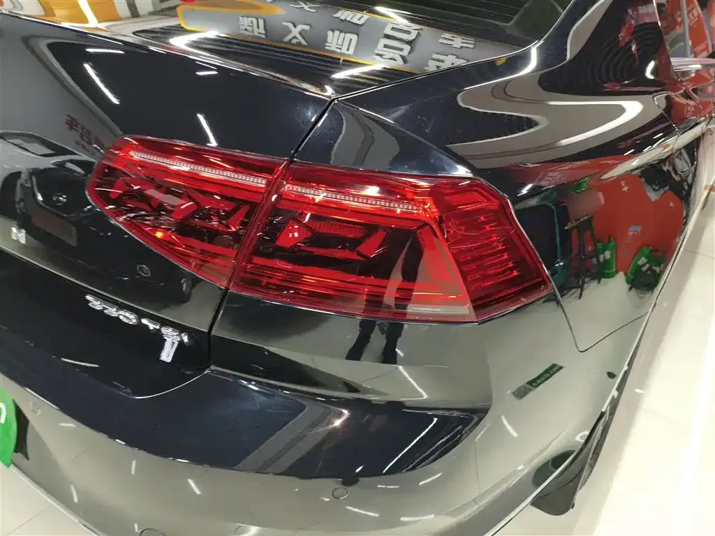 Volkswagen Magotan 2021 из CN, фото 8