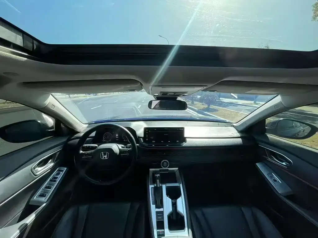 Honda Accord 2024 из CN, фото 3