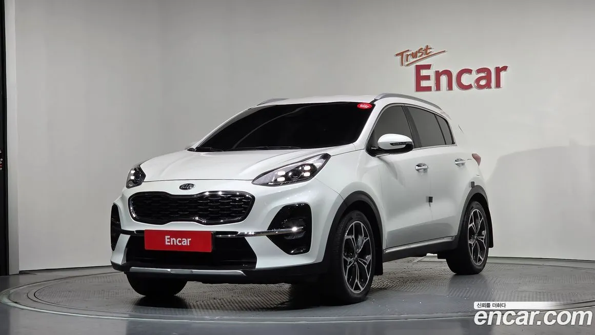 Kia Sportage — фото 1
