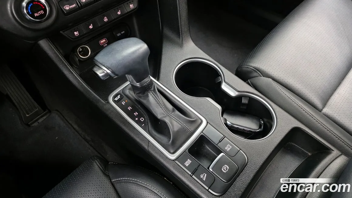 Kia Sportage — фото 9