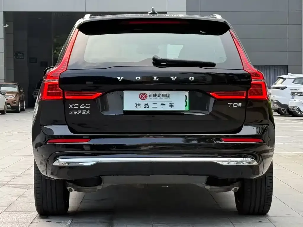 Volvo XC60 PHEV 2024 из CN, фото 8