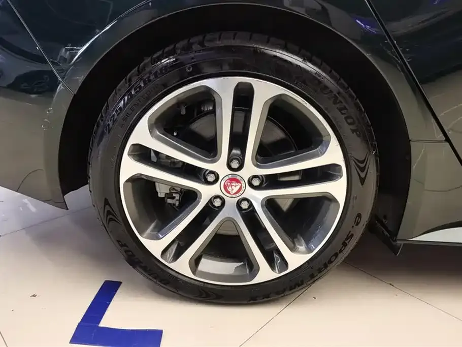 Jaguar XEL 2023 из CN, фото 8