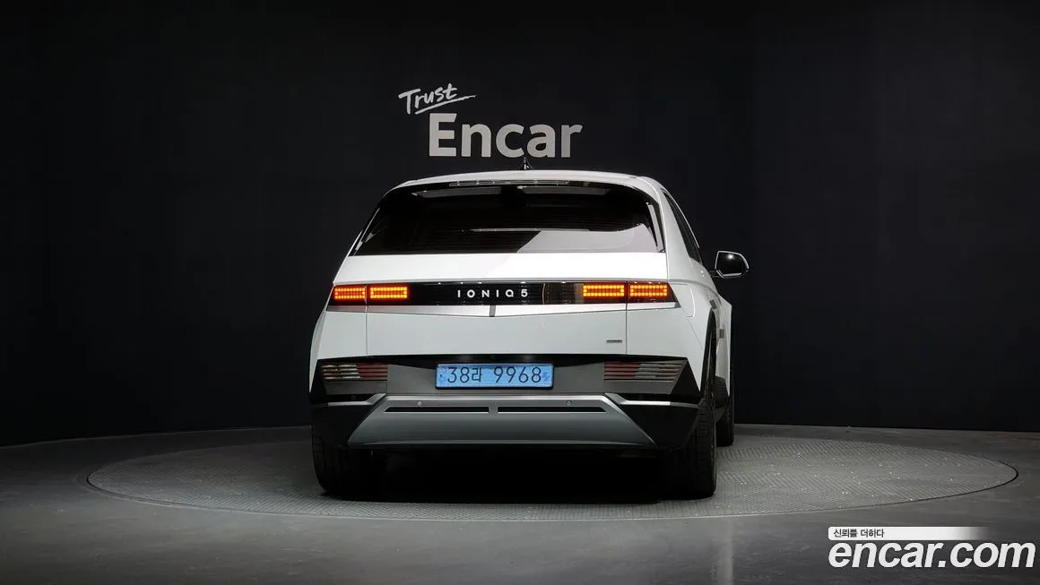 Hyundai Ioniq5 — фото 2