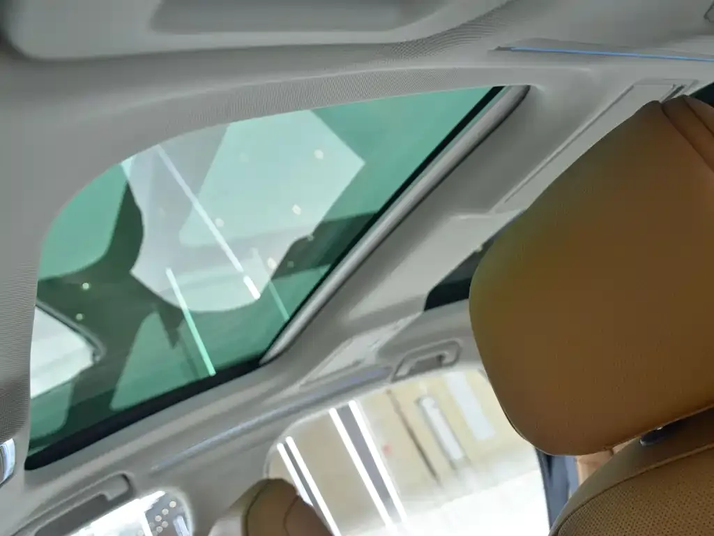 Audi A8 2024 из CN, фото 2