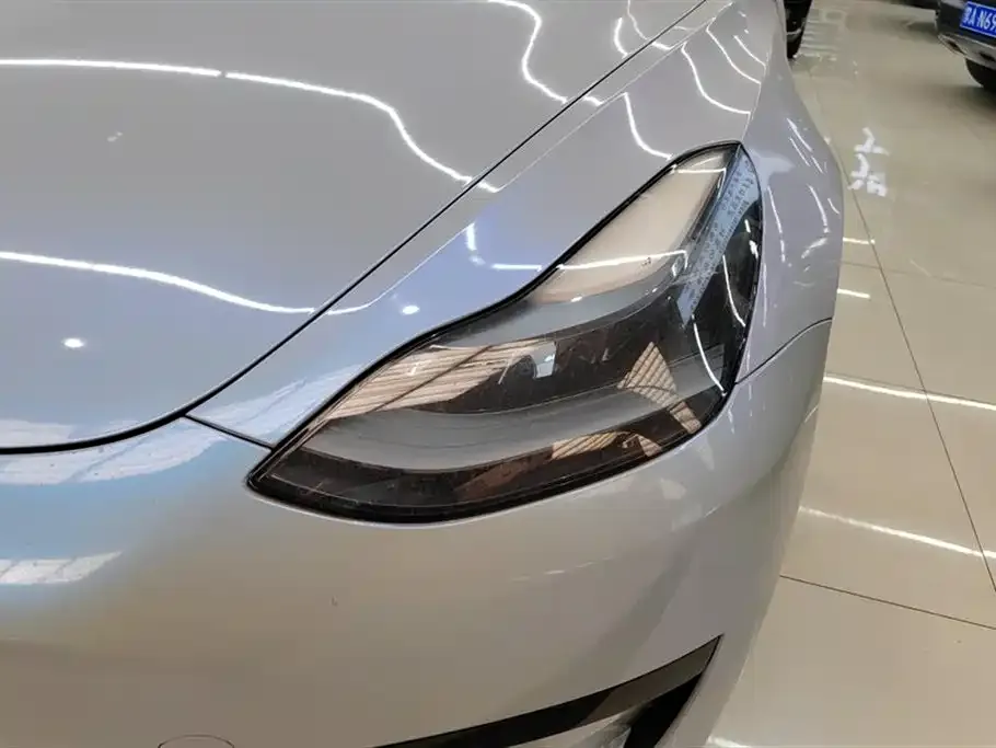 Tesla Model 3 2023 из CN, фото 2