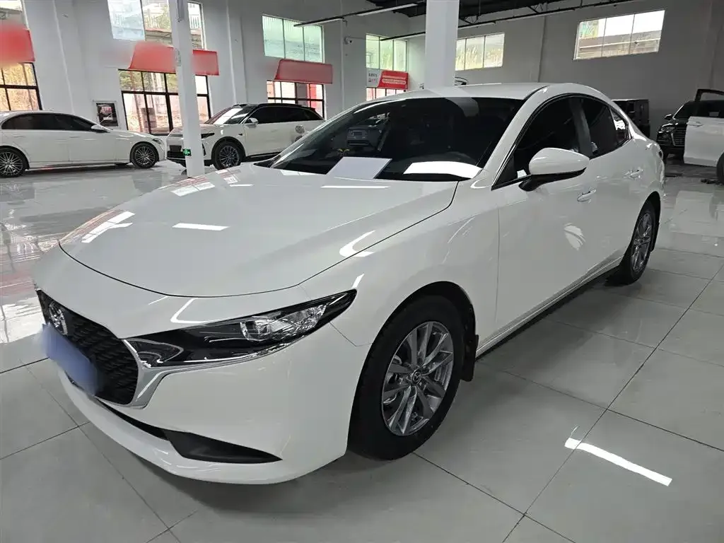 Mazda 3 Axela 2024 из CN, фото 10
