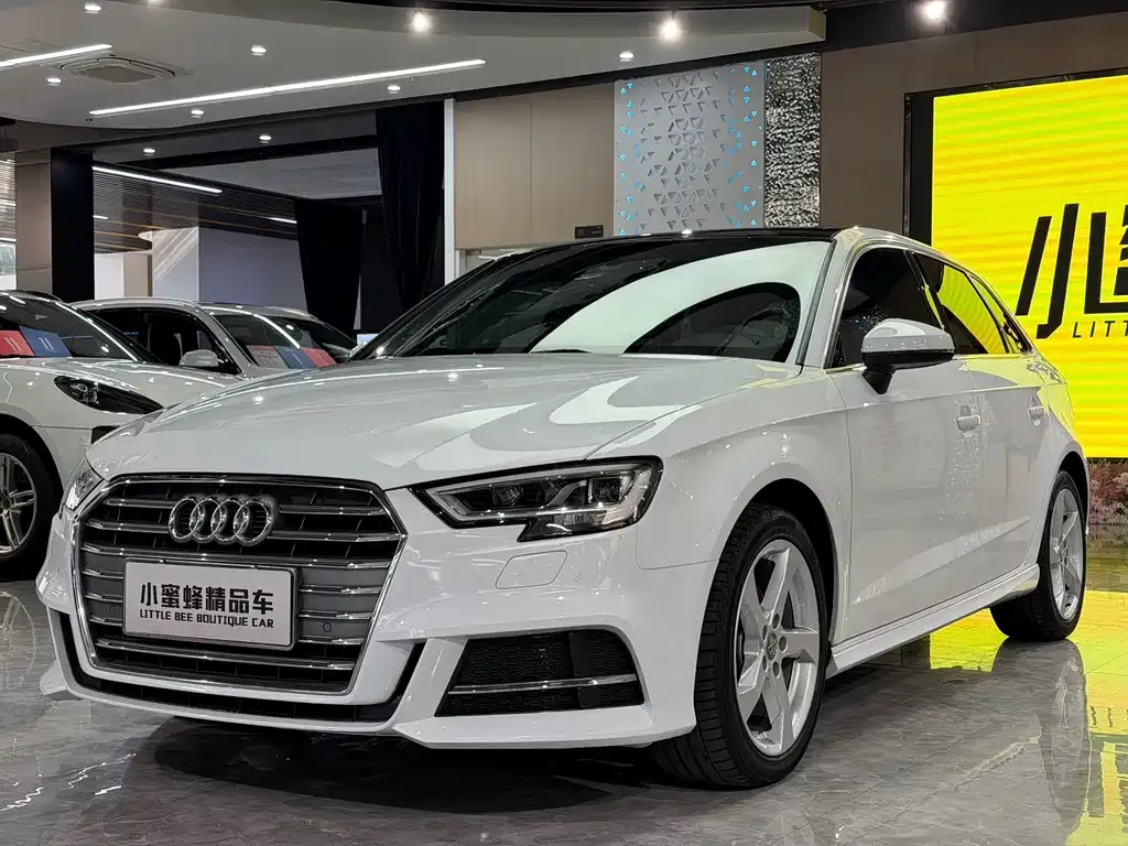 Audi A3 2021 из CN, фото 1