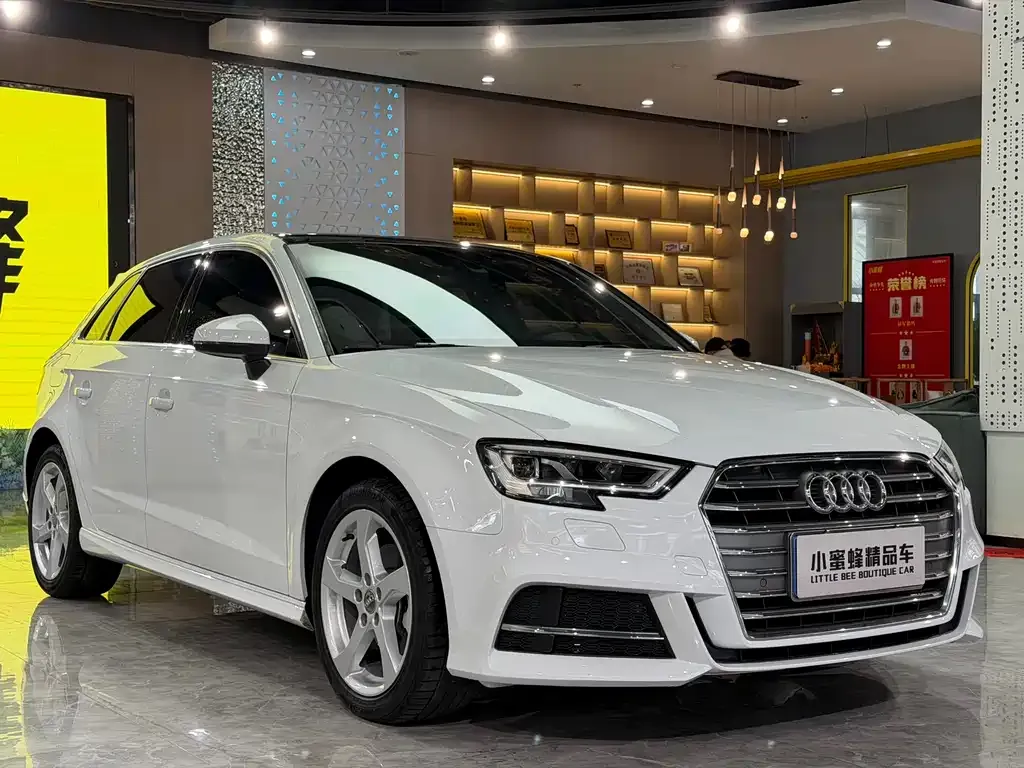 Audi A3 2021 из CN, фото 3