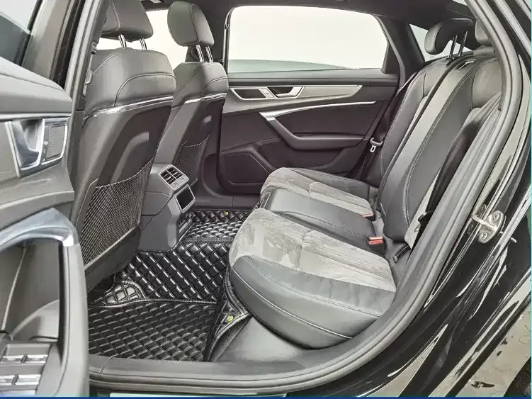 Audi A6L 2024 из CN, фото 6