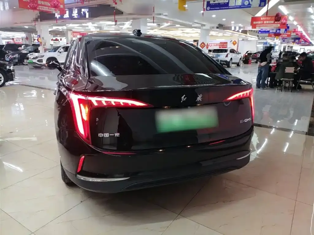Hongqi E-QM5 2023 из CN, фото 5
