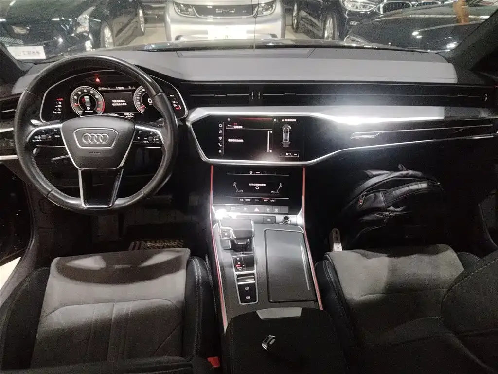 Audi A6L 2021 из CN, фото 7