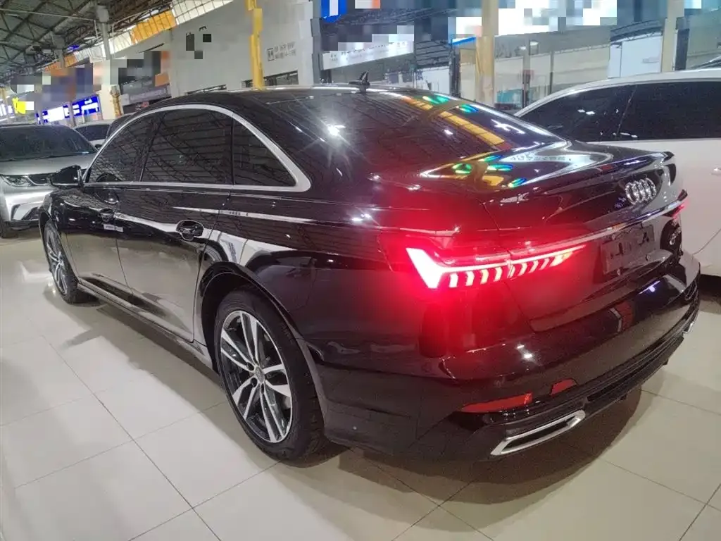 Audi A6L 2021 из CN, фото 5