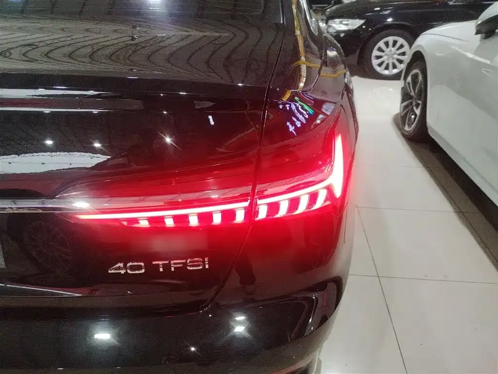 Audi A6L 2021 из CN, фото 8
