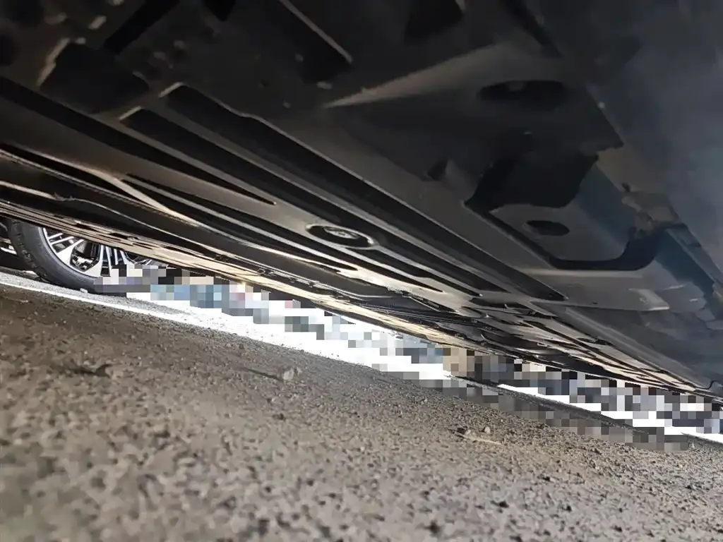 Volvo S90 2025 из CN, фото 9