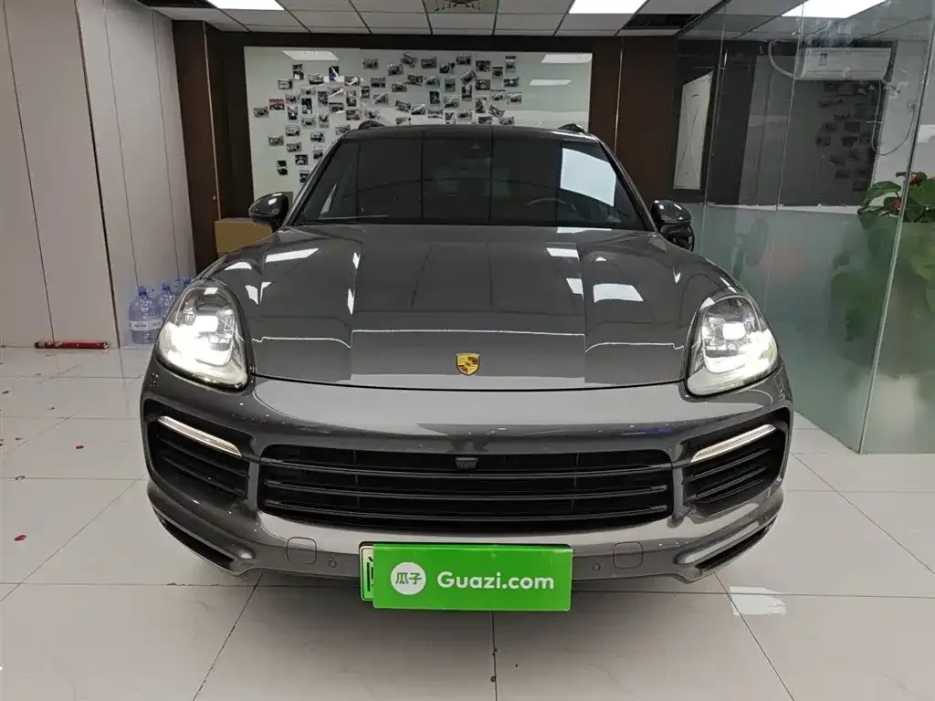 Porsche Cayenne Hybrid 2021 из CN, фото 3