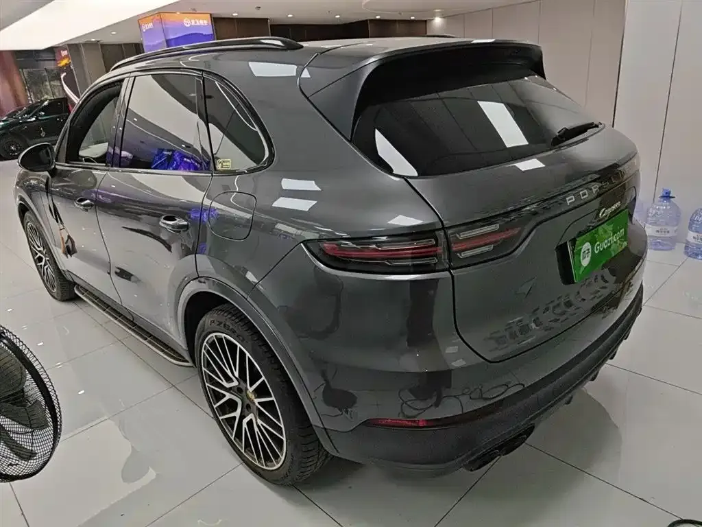 Porsche Cayenne Hybrid 2021 из CN, фото 8